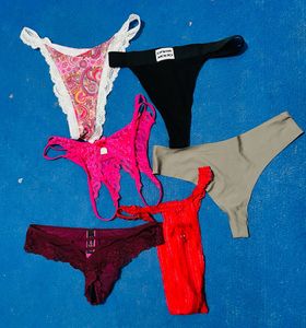 M size  Thongs