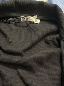 Ribbed Collared V-Neck Top