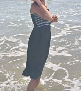 Green Pleated Strapless Midi Dress