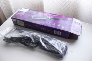 NEVER USED - PHILIPS Hair Straightening Brush