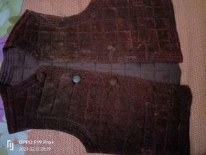Sleeveless Jacket