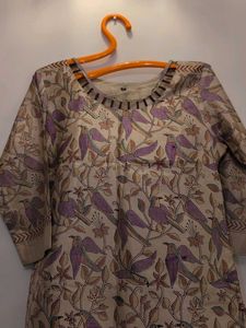 Uniquely crafted elegant &amp; beauty Bird Print Kurta