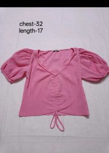 4 Trendy Women's Tops