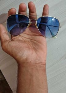 Aviator Sunglasses with Blue Gradient Lenses