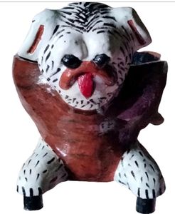 Bulldog Planter With 2 hole For Water Drainage