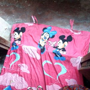 Single bed cover with knot