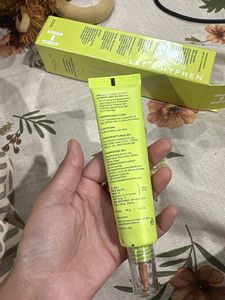 Hyphen golden glow Sunscreen