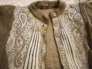 Elegant Button-Down Knit Cardigan