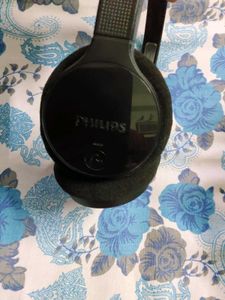 Wireless Bluetooth Headphones with data cable