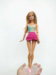 Barbie Doll with Ombre Top &amp; Pink Skirt