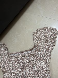 Chic Floral Print Square Neck Top
