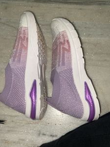 Casual slip-on shoes
