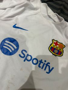 Barcelona Away Jersey L