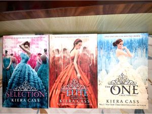 The Selection by Kiera Cass Book