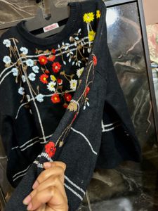 Korean trendy Floral Embroidered swater
