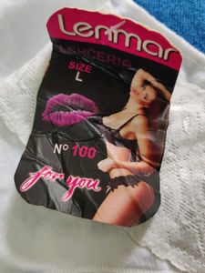 Comfortable White Lace Thong Panty