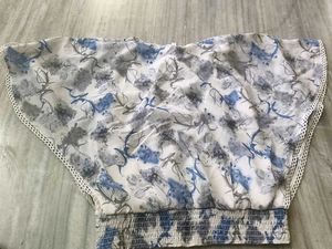 Blue &amp; White Floral Print Top