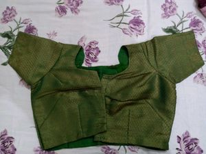 Green &amp; Gold Striped Saree Fixed Price