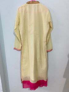 Elegant Embroidered Kurti