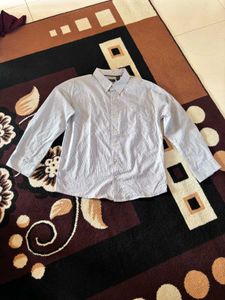 Van Heusen Stripped shirt