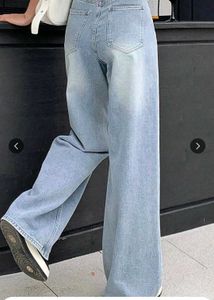 Light Wash Wide Leg Jeans