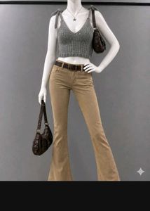 Chic Grey Knitted Crop Top