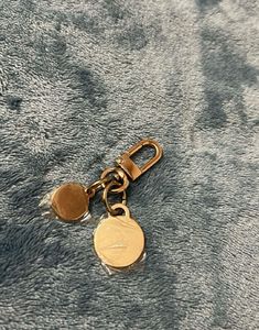 Guess Keychain With Question Mark Charm