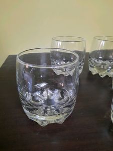 🌷Classy Set Of New 5 Large Juice Glasses🌷