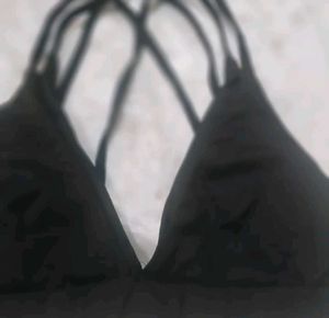 Black Sports Bra