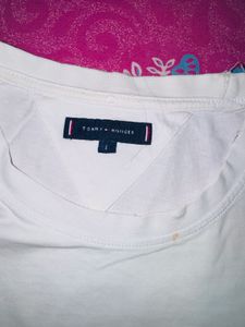 Tommy Hilfiger White T-Shirt