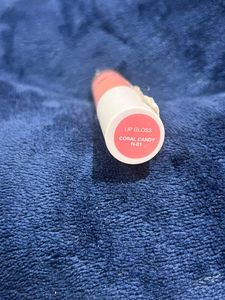 lip gloss