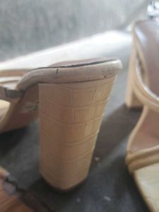 Stylish Cream Heeled Sandals