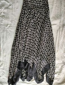 Sleeveless Black Dress 🖤
