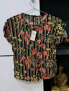 Set 2 Quality Tshirt &amp; Top