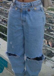 Ripped Baggy Jeans - ZARA