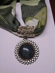 Elegant multi purpose Brooch with Black Stone &amp; Cr