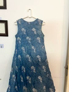 Blue Floral Cotton Kurta not faded !!!