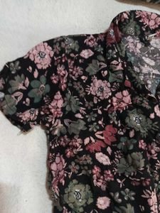 Chic Floral Tie-Front Blouse