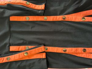 Chic Black &amp; Rust Button Dress