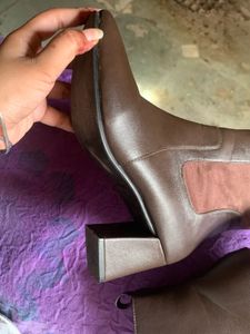 Chic Brown Block Heel Ankle Boots