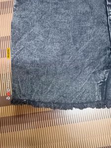(G-59) 28 Size Regular Fit Denim Shorts