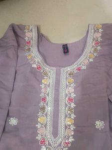 Embroidered Lavender Kurta Set With dupatta