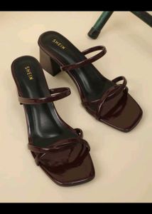 Stylish Square Toe Heeled Sandals