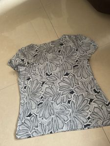 Stylish Printed Strapless Top