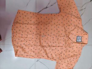 Men's Casual Printed Peach Shirt