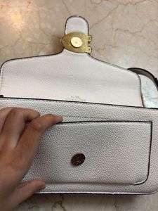 Stylish White Shoulder Bag