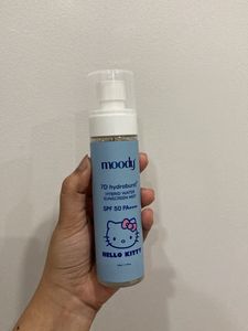 Moody Hello Kitty Sunscreen Mist SPF 50