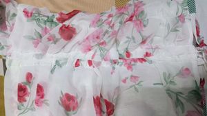 Floral rose 🌹  crop top