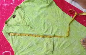 Light Green Chikankari शॉर्ट कुर्ती short Kurta