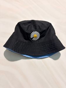Cute  Revesible Daisy Bucket Hat